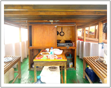 Private Boat cabin Fan kichen