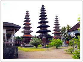 Pura Meru Lombok