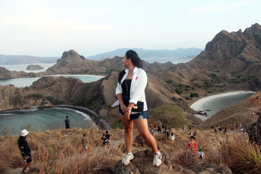 Amazing view from hill of Padar island - One day tour Komodo