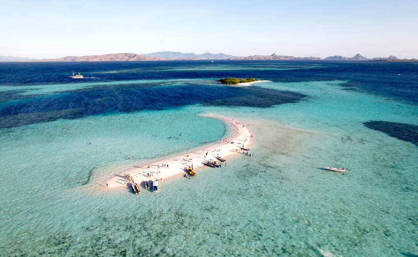 Taka Makasar or Sand Island 